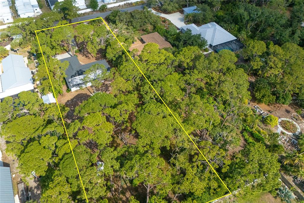 5833 South Miami Road Venice, FL 34293 - Photo 8 of 70