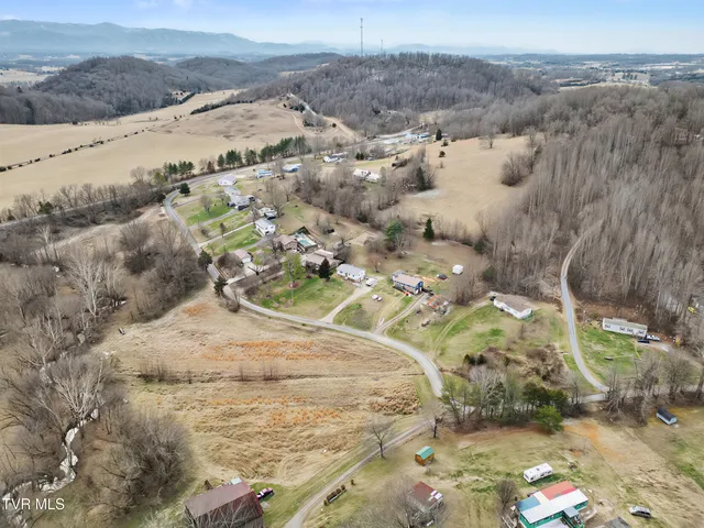 $275,000 | 823 Campbell Circle, Chuckey, TN 37641