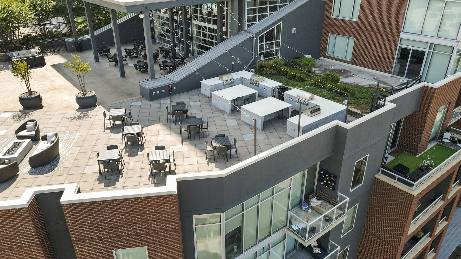 600 12th Avenue South, Unit 910 Nashville, TN 37203 - Photo 13 of 15 a view of city from balcony