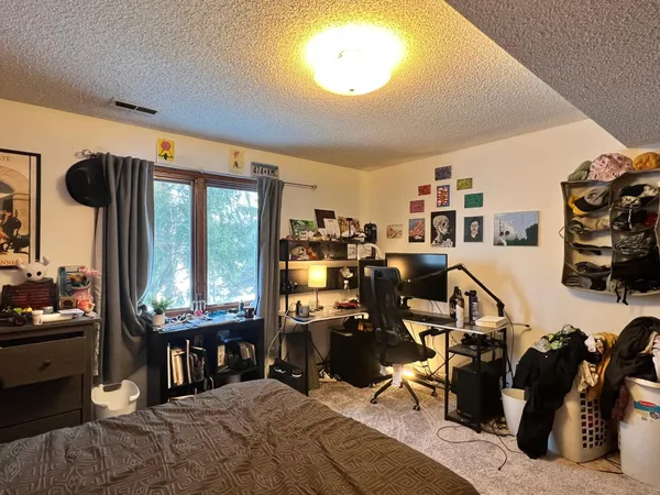 $2,995 | 520 Lake Summit Court, Shoreview, MN 55126