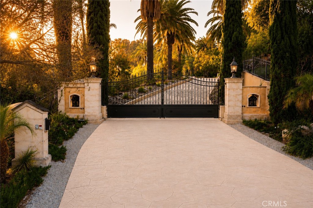 6884 Poco Lago Rancho Santa Fe, CA 92067 - Photo 9 of 48