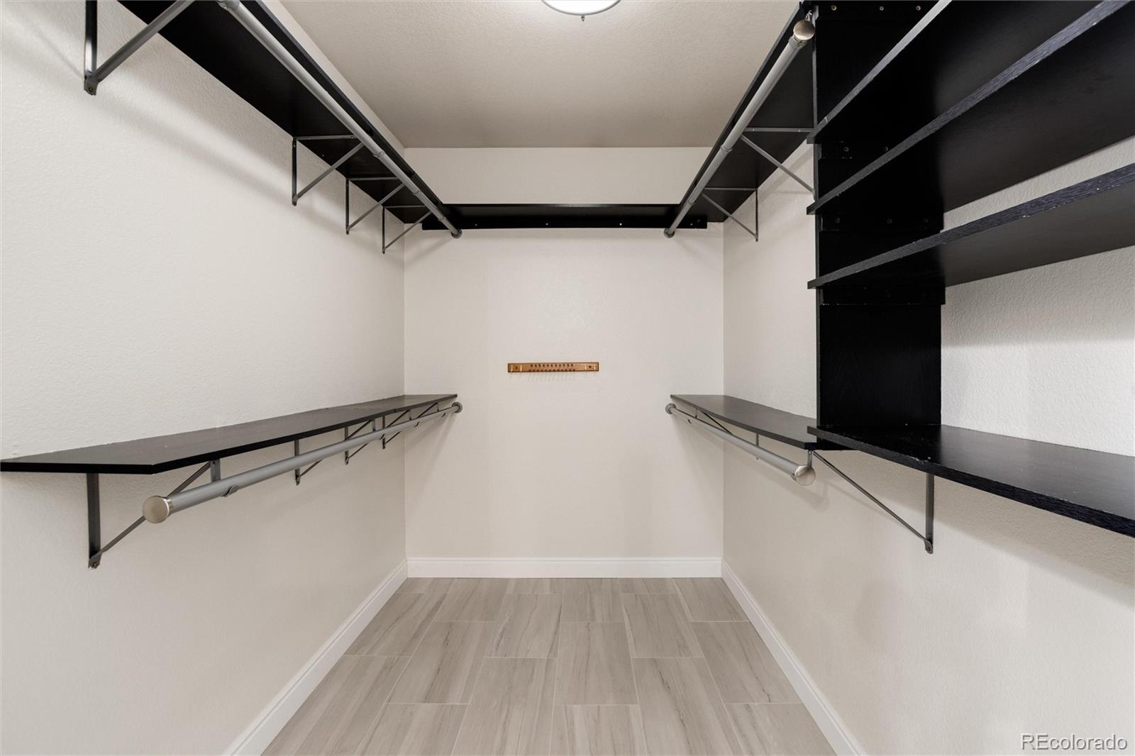 9218 Fox Fire Lane Highlands Ranch, CO 80129 - Photo 27 of 38 a view of small space