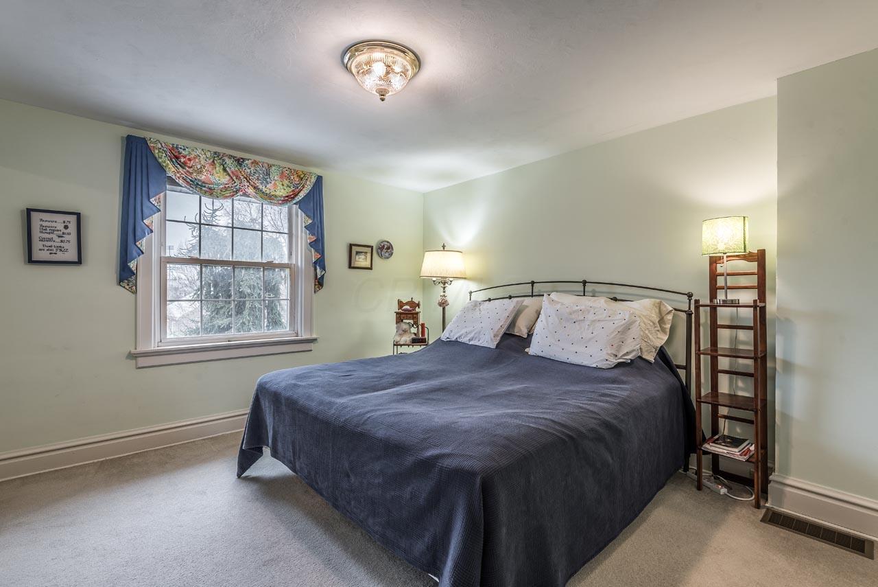 662 South Cassingham Road Columbus, OH 43209 - Photo 26 of 68
