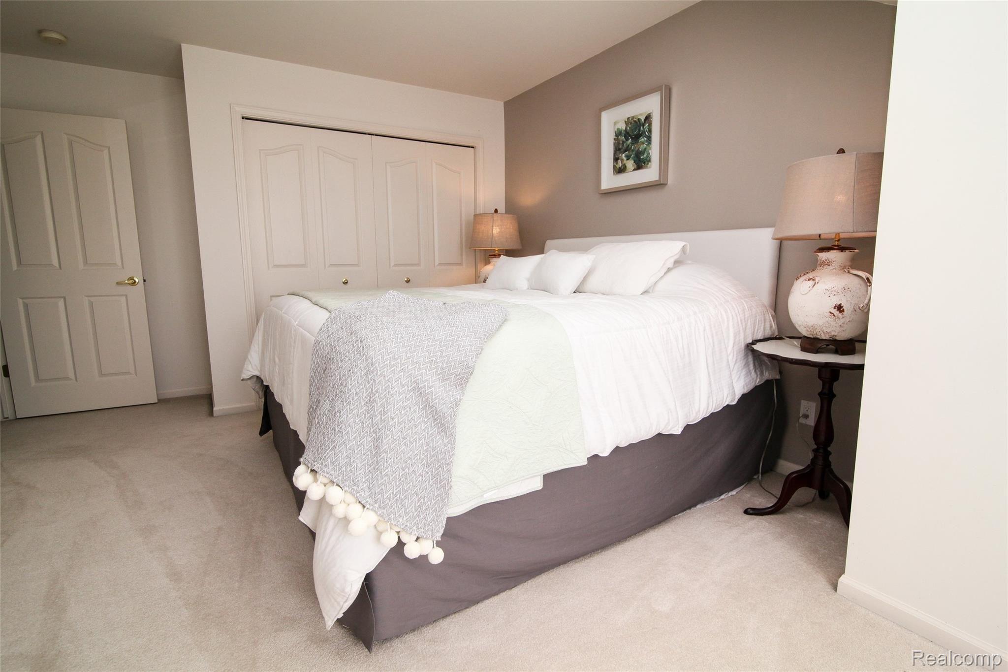 1385 Copper Circle, Unit 36 Rochester, MI 48306 - Photo 30 of 47 IMG_0422.jpg