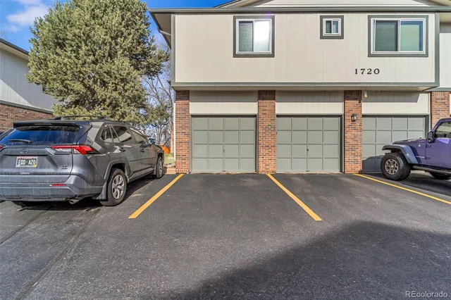 $400,000 | 1720 South Ammons Street, Unit A, Lakewood, CO 80232