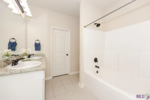 $250,000 | 4434 Olivia Drive, Addis, LA 70710