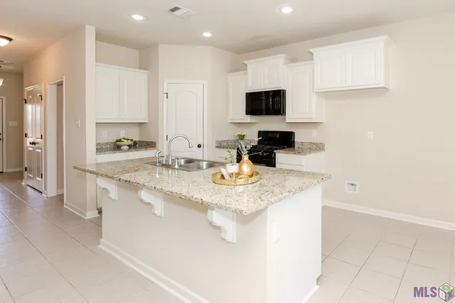 $250,000 | 4434 Olivia Drive, Addis, LA 70710