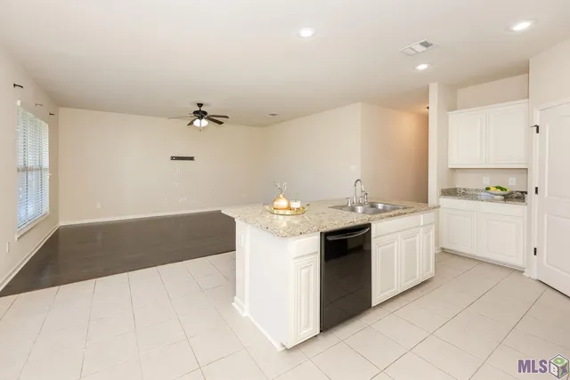 $250,000 | 4434 Olivia Drive, Addis, LA 70710