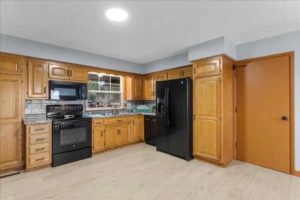 $625,000 | 13100 Island View Drive Northwest, Elk River, MN 55330