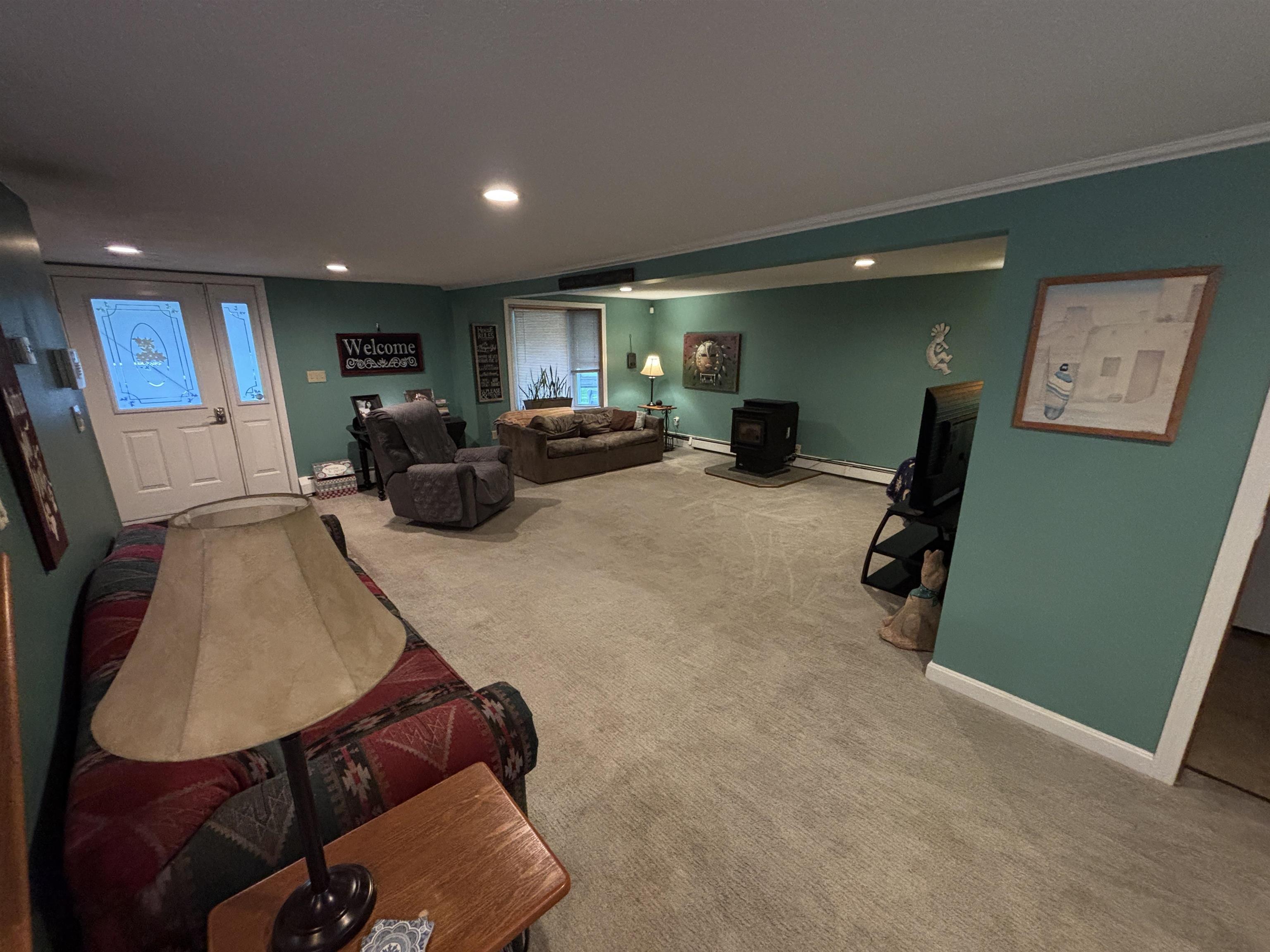 118 Danis Park Road Goffstown, NH 03045 - Photo 4 of 27