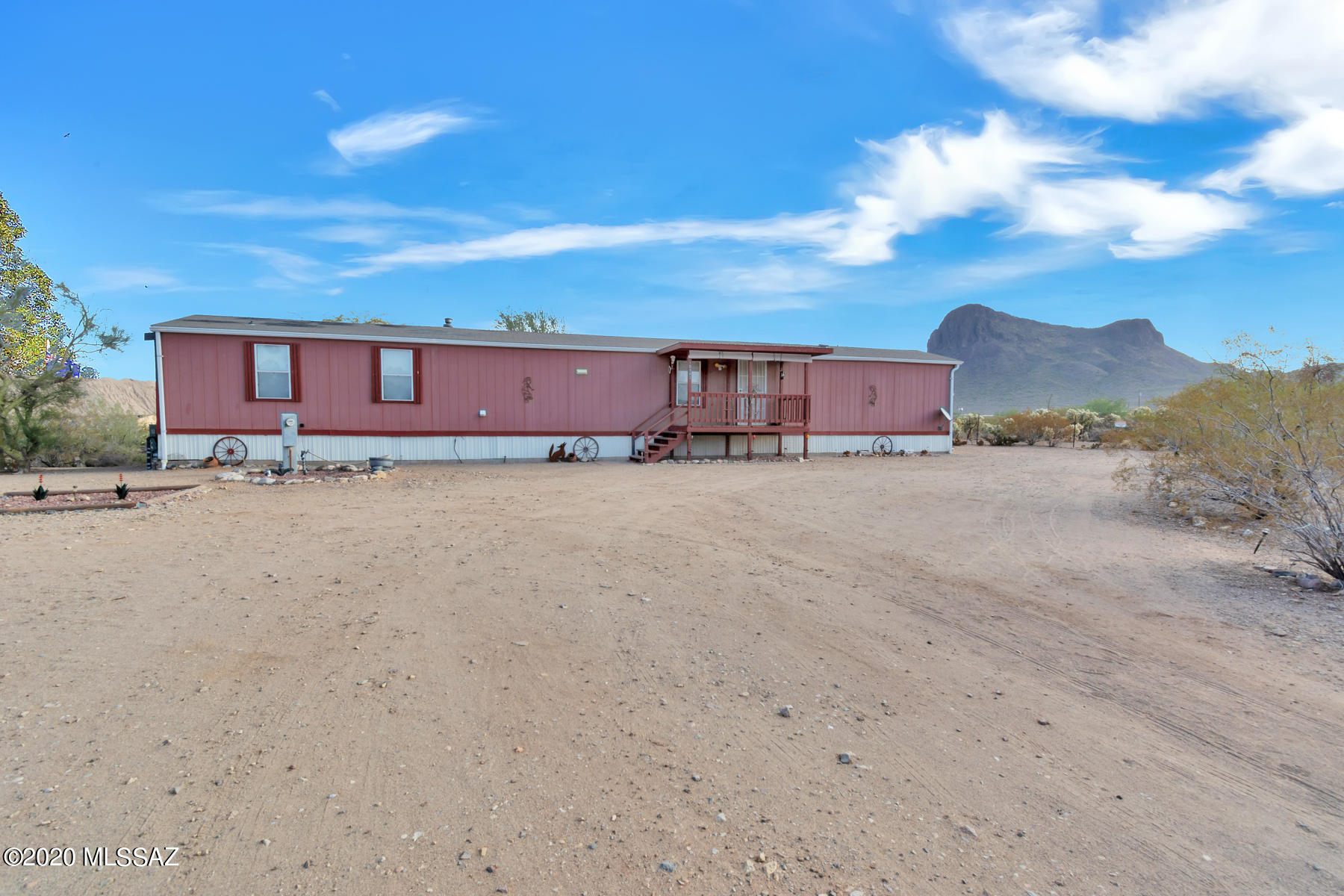 10392 West Massingale Road Tucson, AZ 85743 - Photo 3 of 24