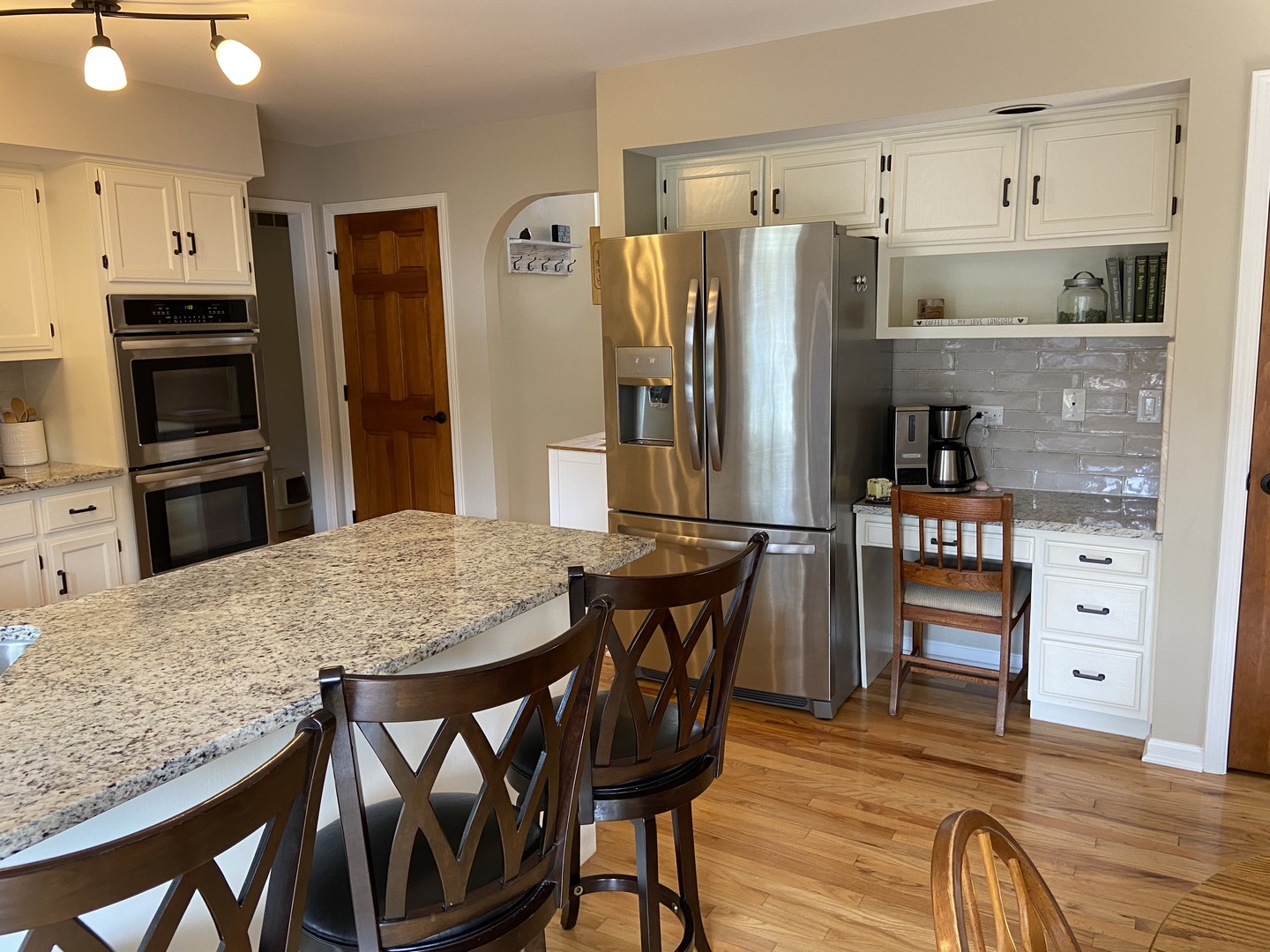 632 Rock Spring Road Naperville, IL 60565 - Photo 8 of 34
