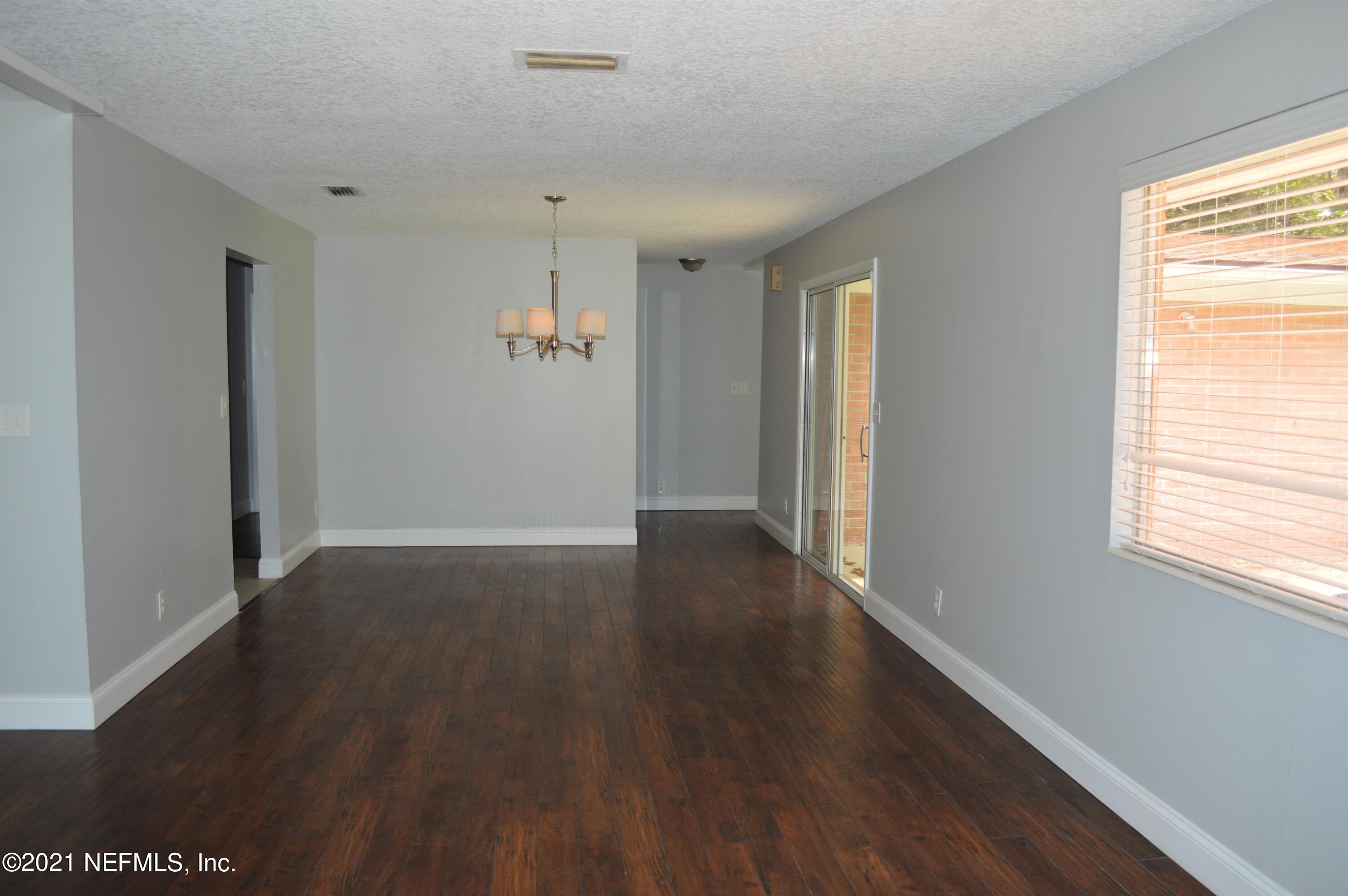 5356 Sanders Road Jacksonville, FL 32277 - Photo 5 of 18 Dining