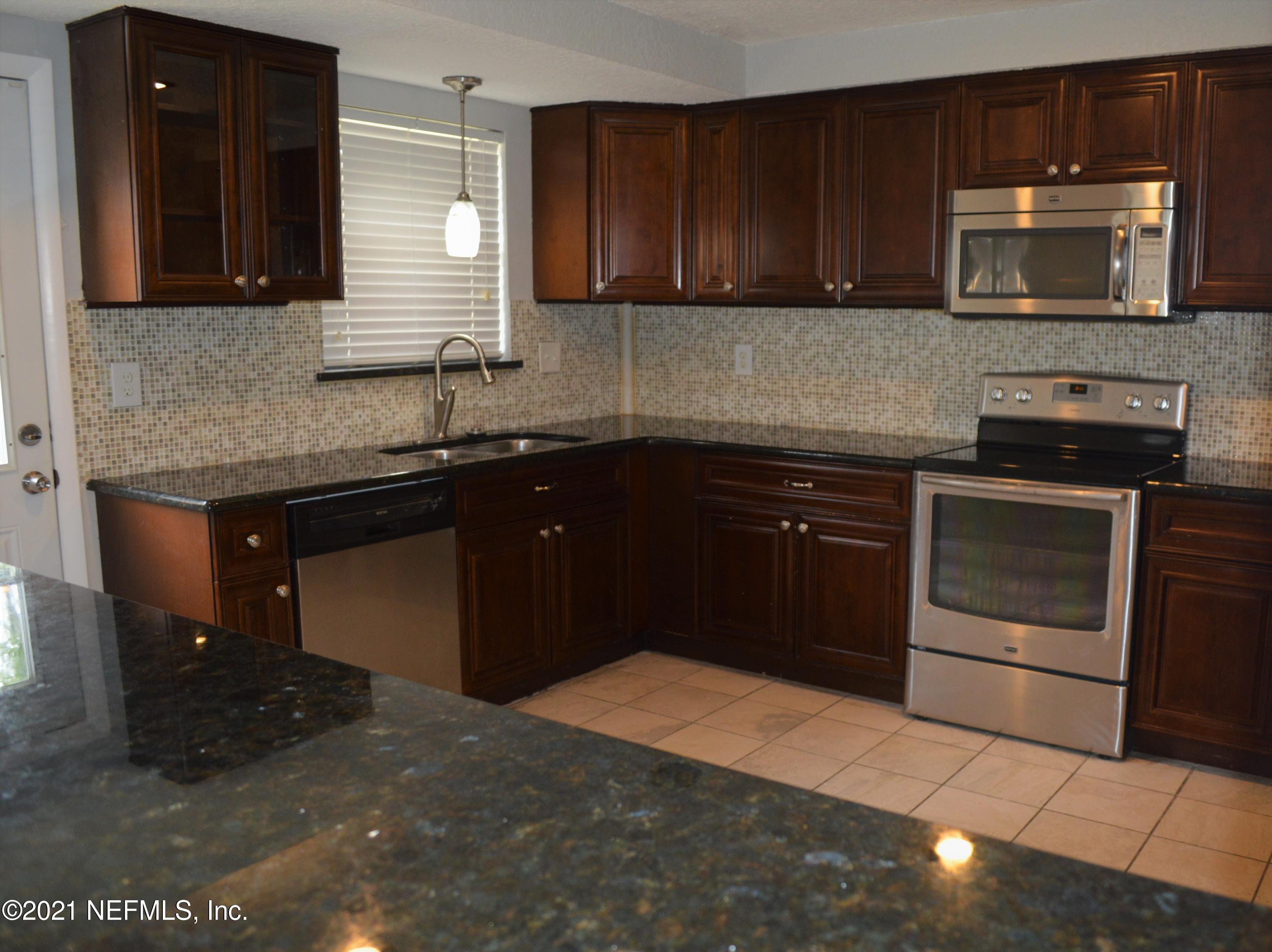 5356 Sanders Road Jacksonville, FL 32277 - Photo 7 of 18 Kitchen 3