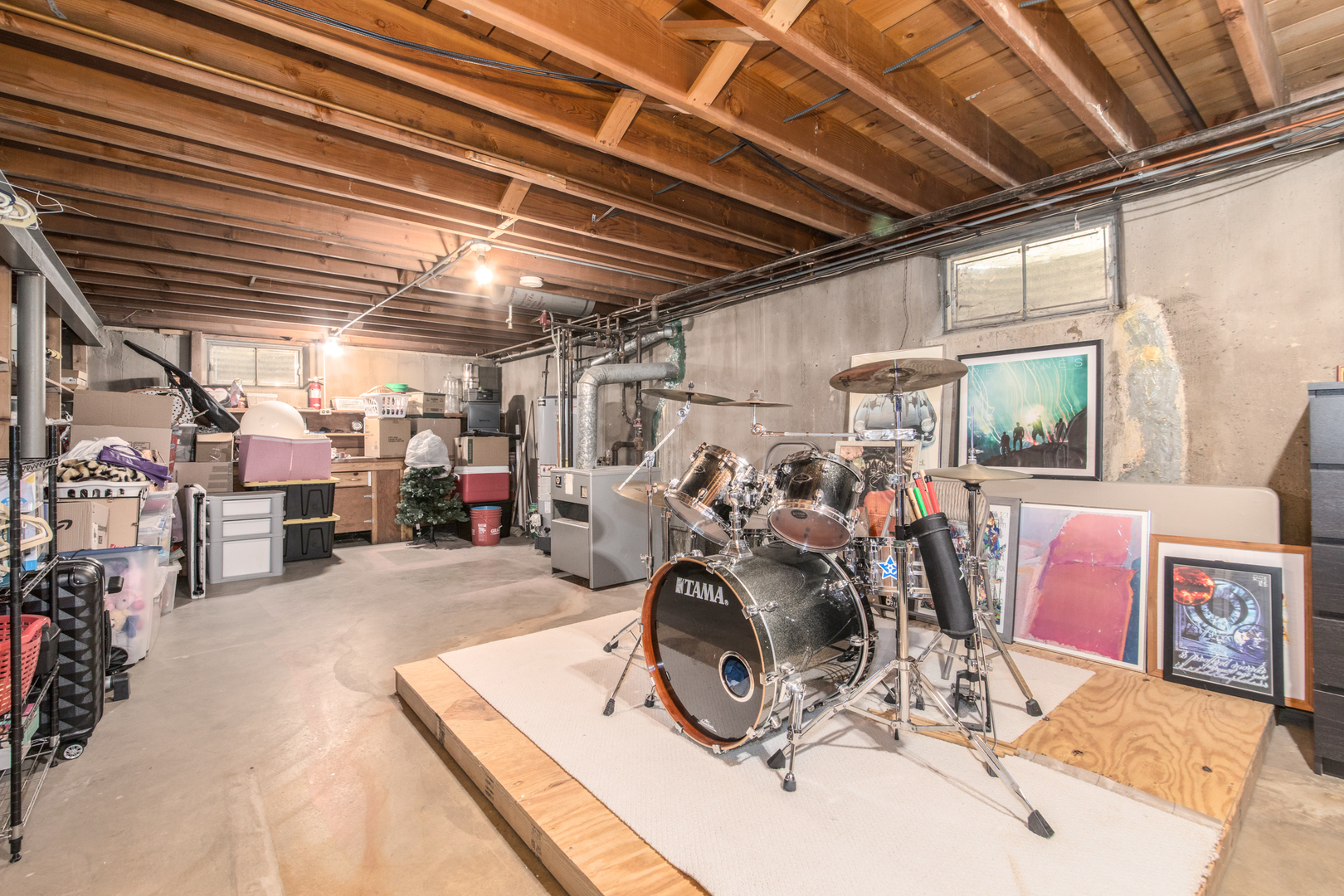 475 Amherst Avenue Des Plaines, IL 60016 - Photo 24 of 29 a view of a room with gym equipment