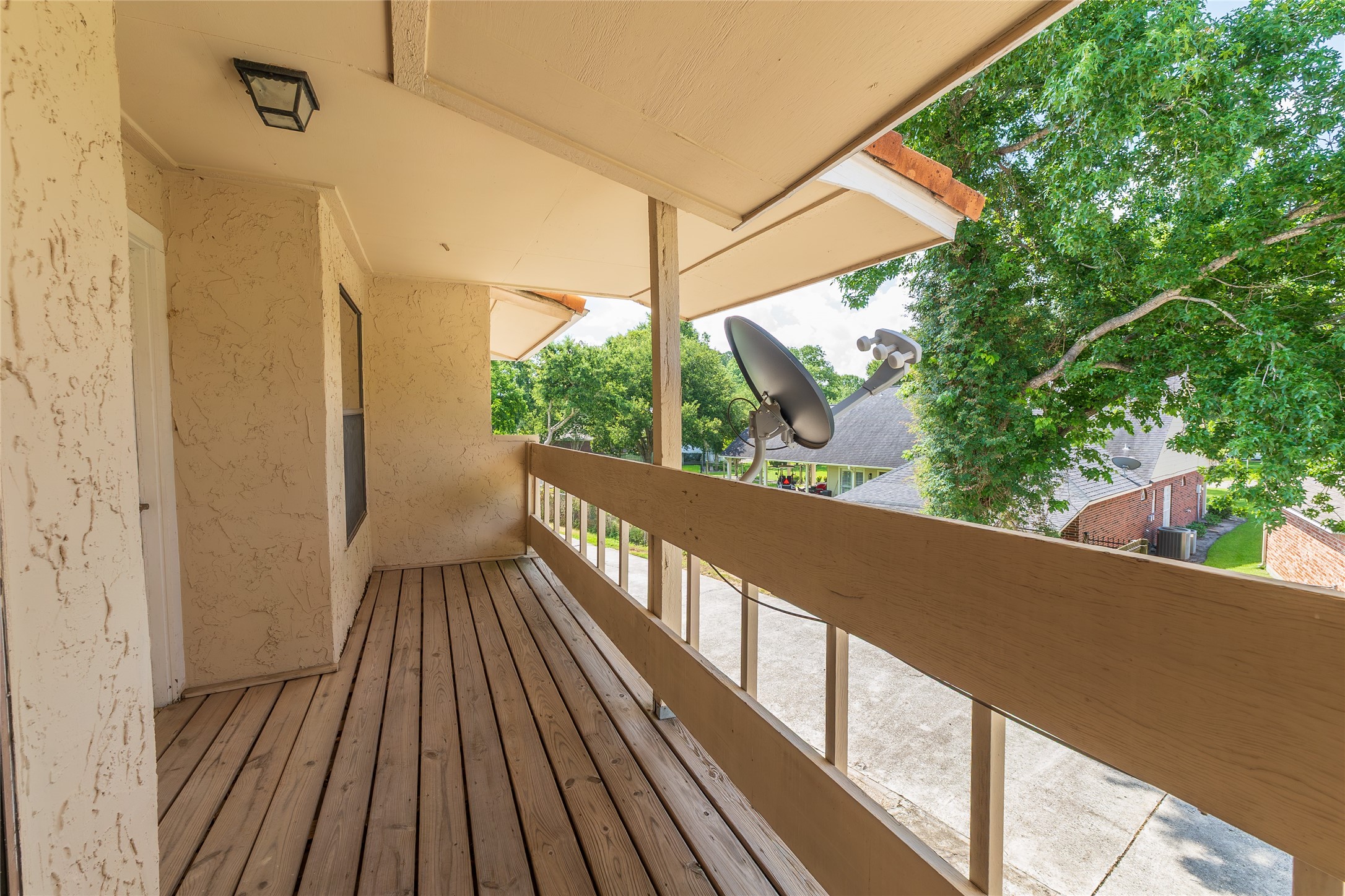 38 Regency Point Montgomery, TX 77356 - Photo 30 of 49 balcony outside second and third bedrooms - other view