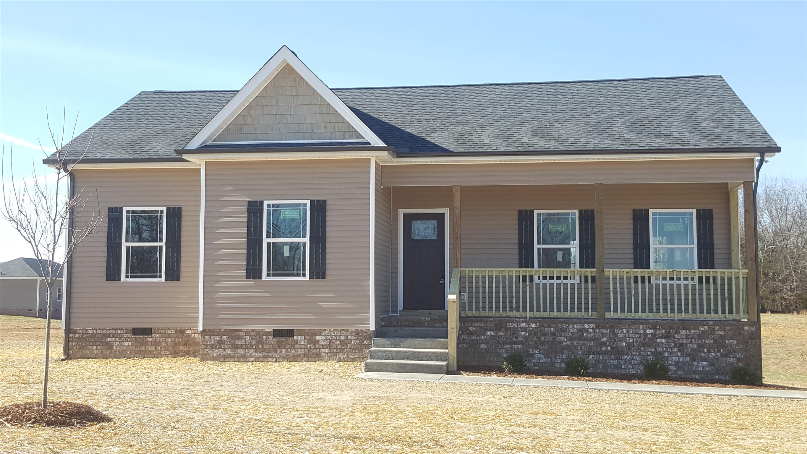 1200 Liberty Road Charlotte, TN 37036 - Photo 1 of 17 Gallery Image 1