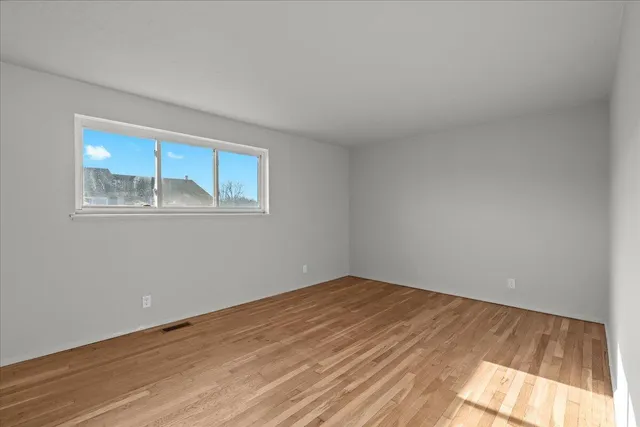 $54,900 | 25655 Salem Street, Unit 98, Roseville, MI 48066