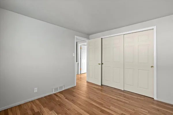 $54,900 | 25655 Salem Street, Unit 98, Roseville, MI 48066