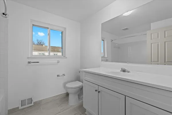 $54,900 | 25655 Salem Street, Unit 98, Roseville, MI 48066