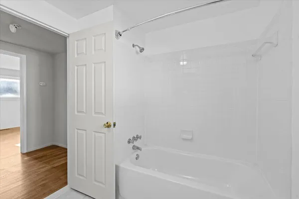 $54,900 | 25655 Salem Street, Unit 98, Roseville, MI 48066