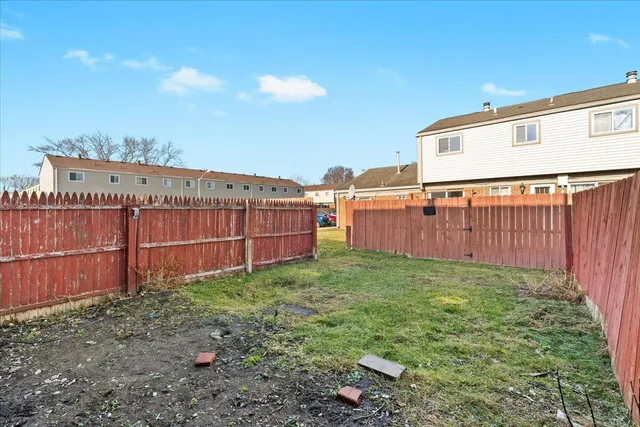 $54,900 | 25655 Salem Street, Unit 98, Roseville, MI 48066