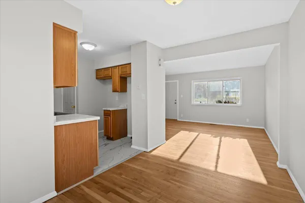 $54,900 | 25655 Salem Street, Unit 98, Roseville, MI 48066