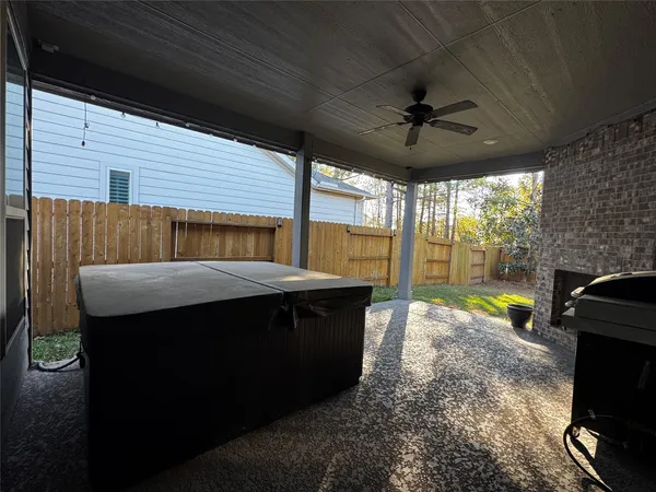 $2,495 | 118 Arrowhead Lane, Montgomery, TX 77316