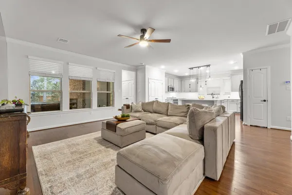 $2,495 | 118 Arrowhead Lane, Montgomery, TX 77316