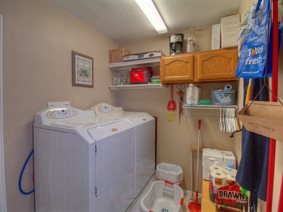 2949 Erika Road Grand Junction, CO 81504 - Photo 13 of 20 a utility room with dryer and washer