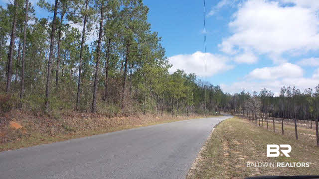 43 10 Mile Road Pensacola, FL 32534 - Photo 5 of 27
