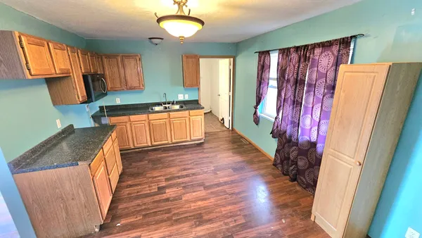 $123,000 | 1100 South Lincoln Avenue, Dixon, IL 61021