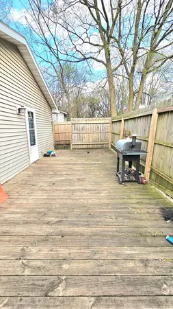 $123,000 | 1100 South Lincoln Avenue, Dixon, IL 61021