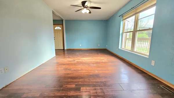 $123,000 | 1100 South Lincoln Avenue, Dixon, IL 61021