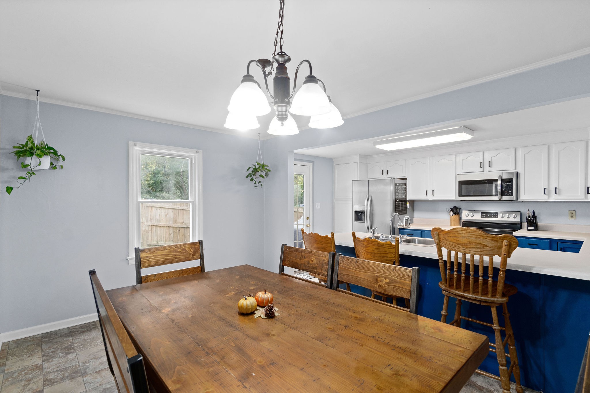 4696 Chapel Hill Road Southside, TN 37171 - Photo 11 of 36 a living room with furniture kitchen view and a dining table
