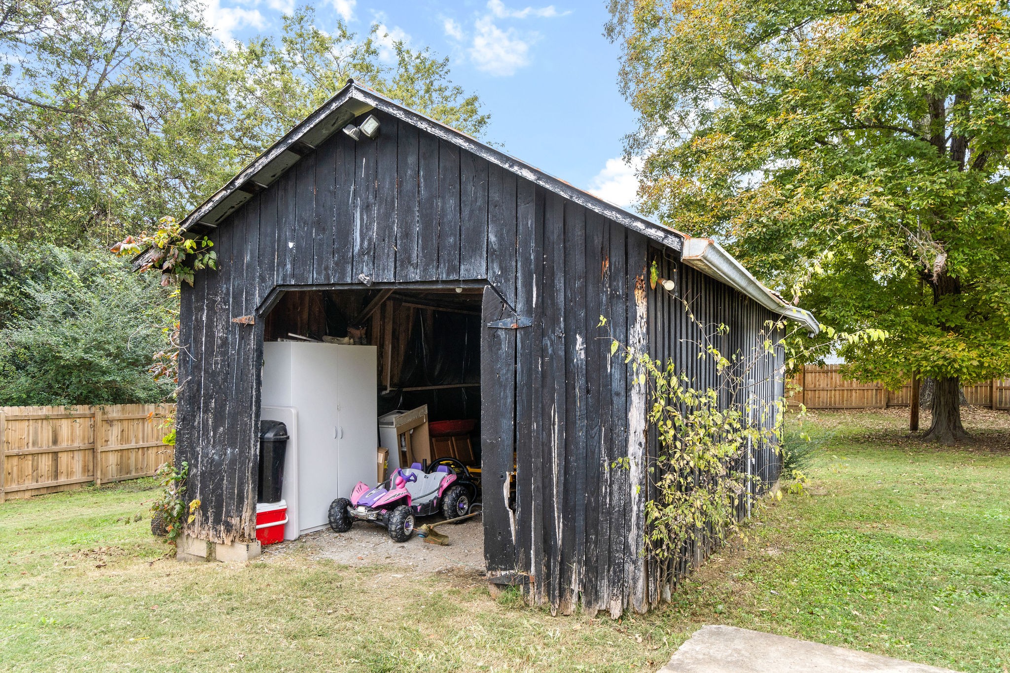 4696 Chapel Hill Road Southside, TN 37171 - Photo 32 of 36 a view of outdoor space and yard