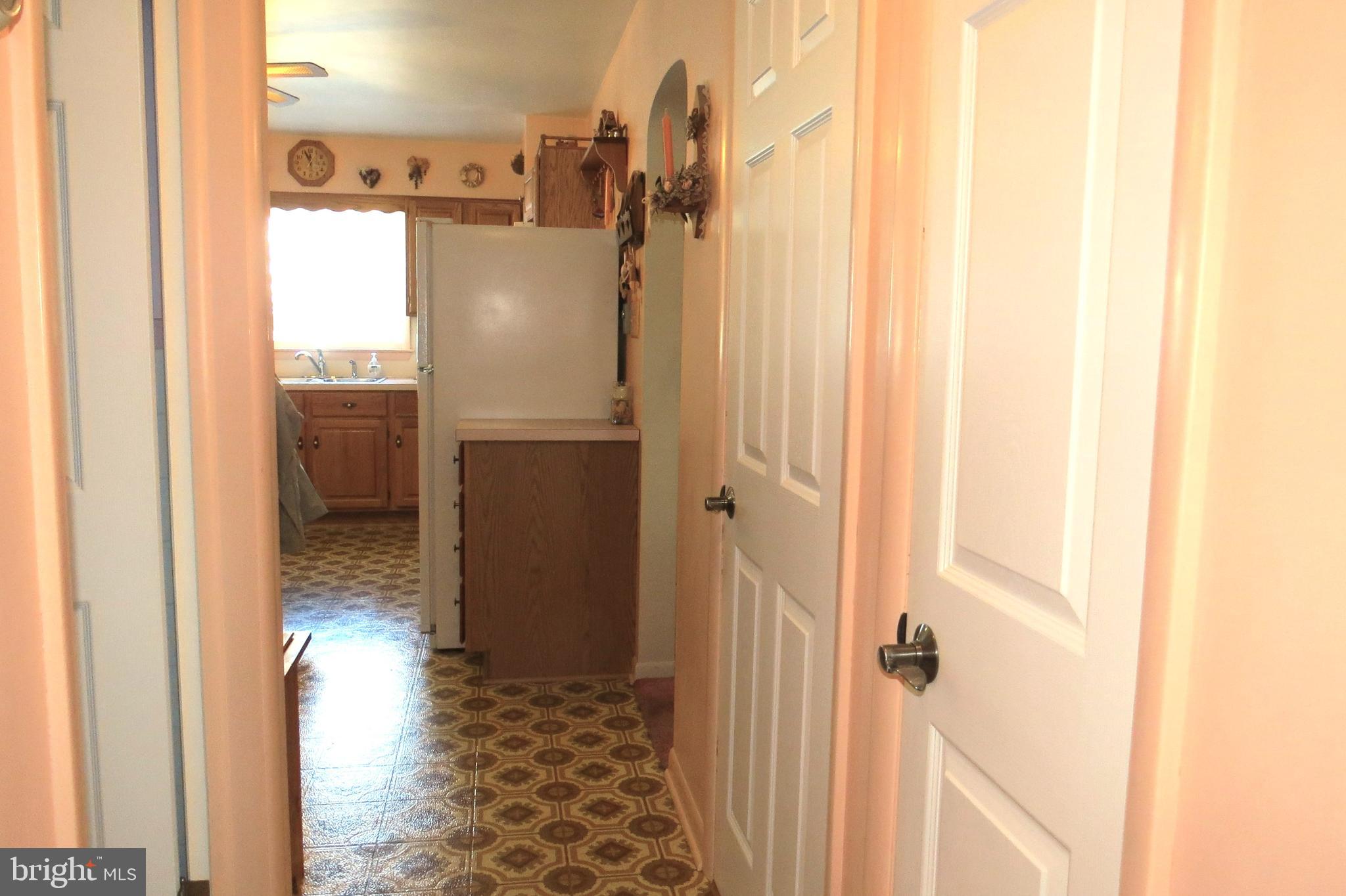 1270 Glatco Lodge Road Hanover, PA 17331 - Photo 20 of 59