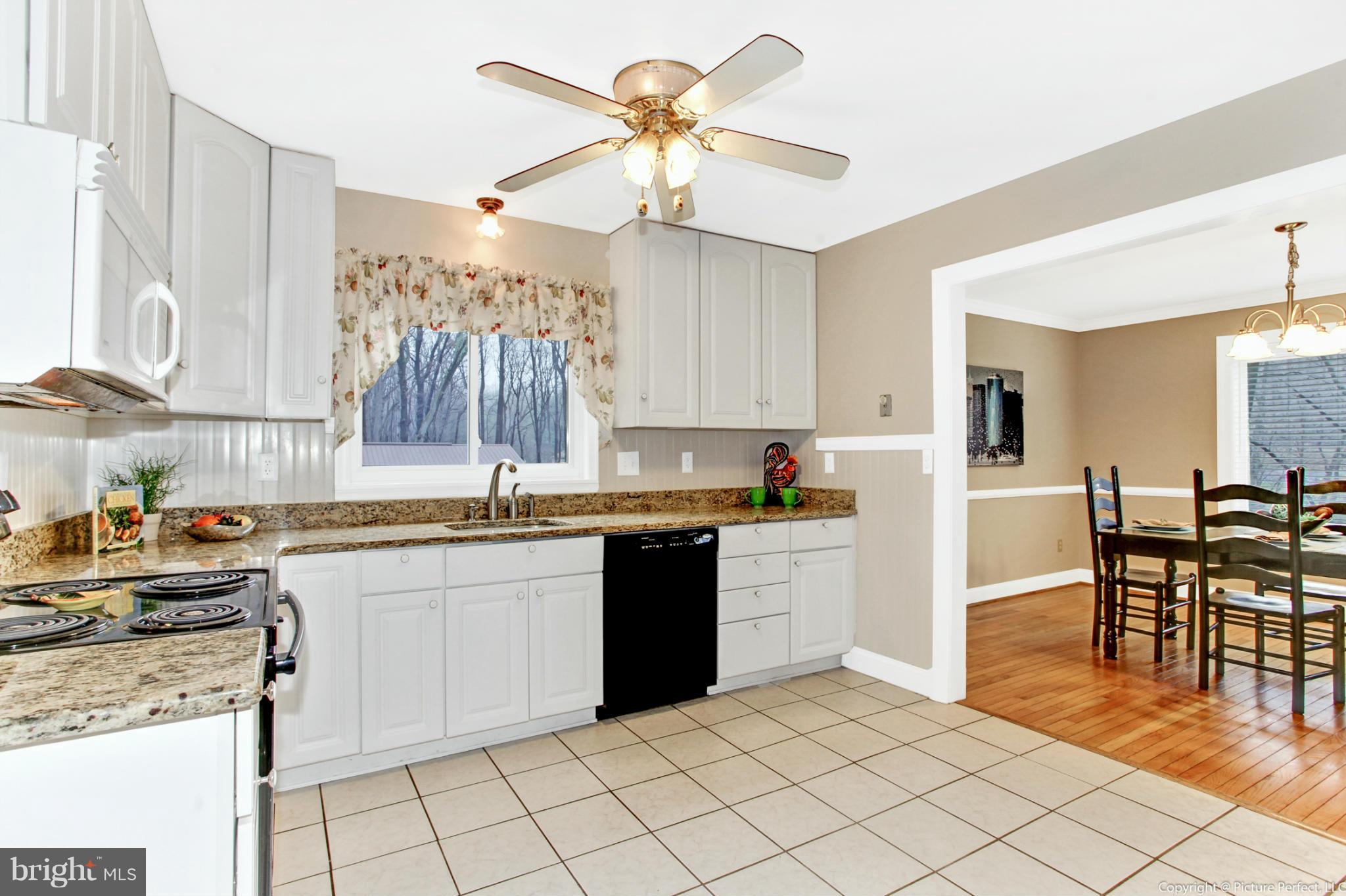 5225 Shookstown Road Frederick, MD 21702 - Photo 14 of 30 Spacious Kitchen Between Dining & Family Rooms