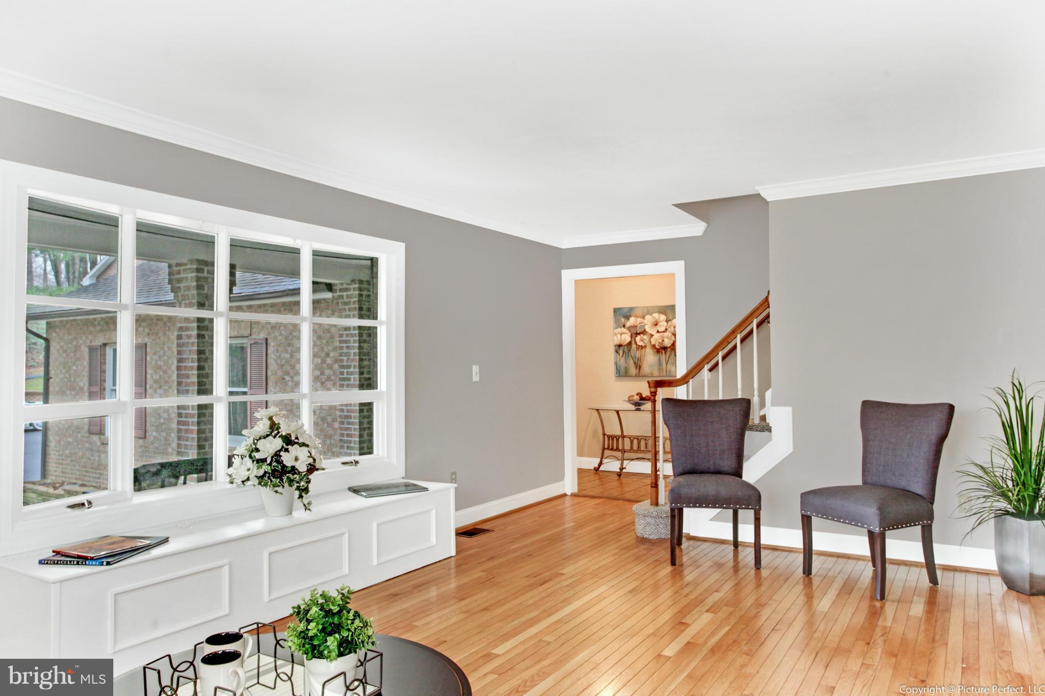 5225 Shookstown Road Frederick, MD 21702 - Photo 10 of 30 Huge Living Room with Bay Window and Window Seat