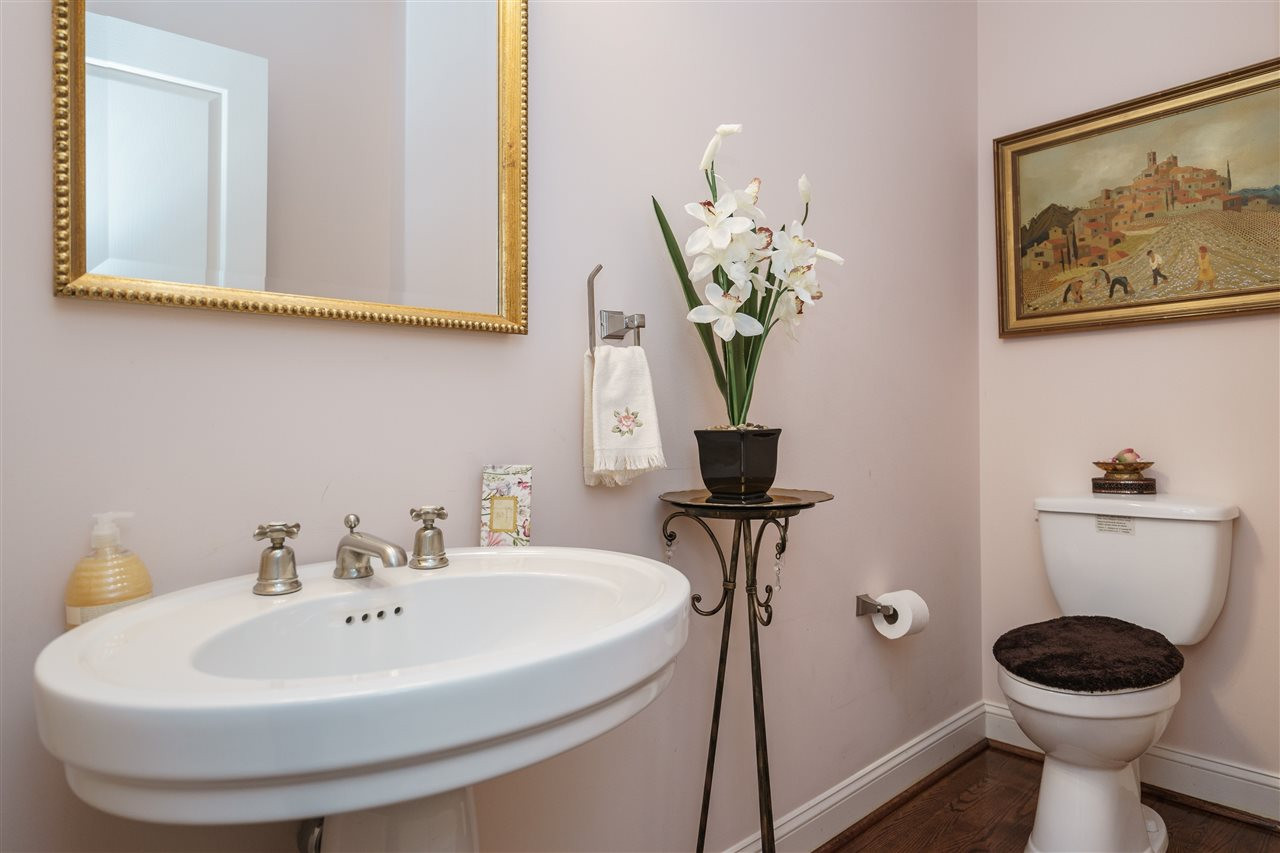 119 East Whitaker Mill Road Raleigh, NC 27608 - Photo 14 of 23 Photo 15
