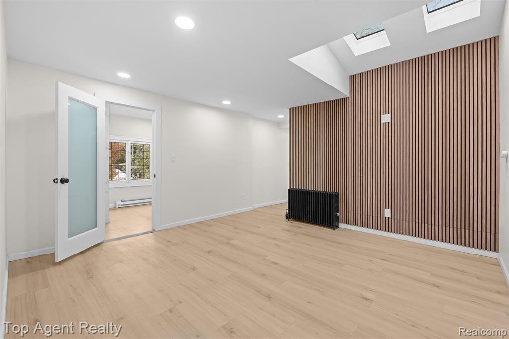 784 Barrington Road Grosse Pointe, MI 48230 - Photo 32 of 55