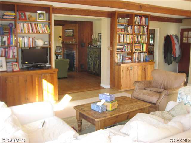 1316 Shallow Well Road Manakin-Sabot, VA 23103 - Photo 3 of 10 a living room with furniture and a flat screen tv