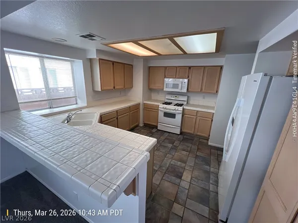 $2,051 | 2437 Palm Shore Court, Las Vegas, NV 89128