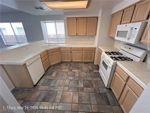 $2,051 | 2437 Palm Shore Court, Las Vegas, NV 89128