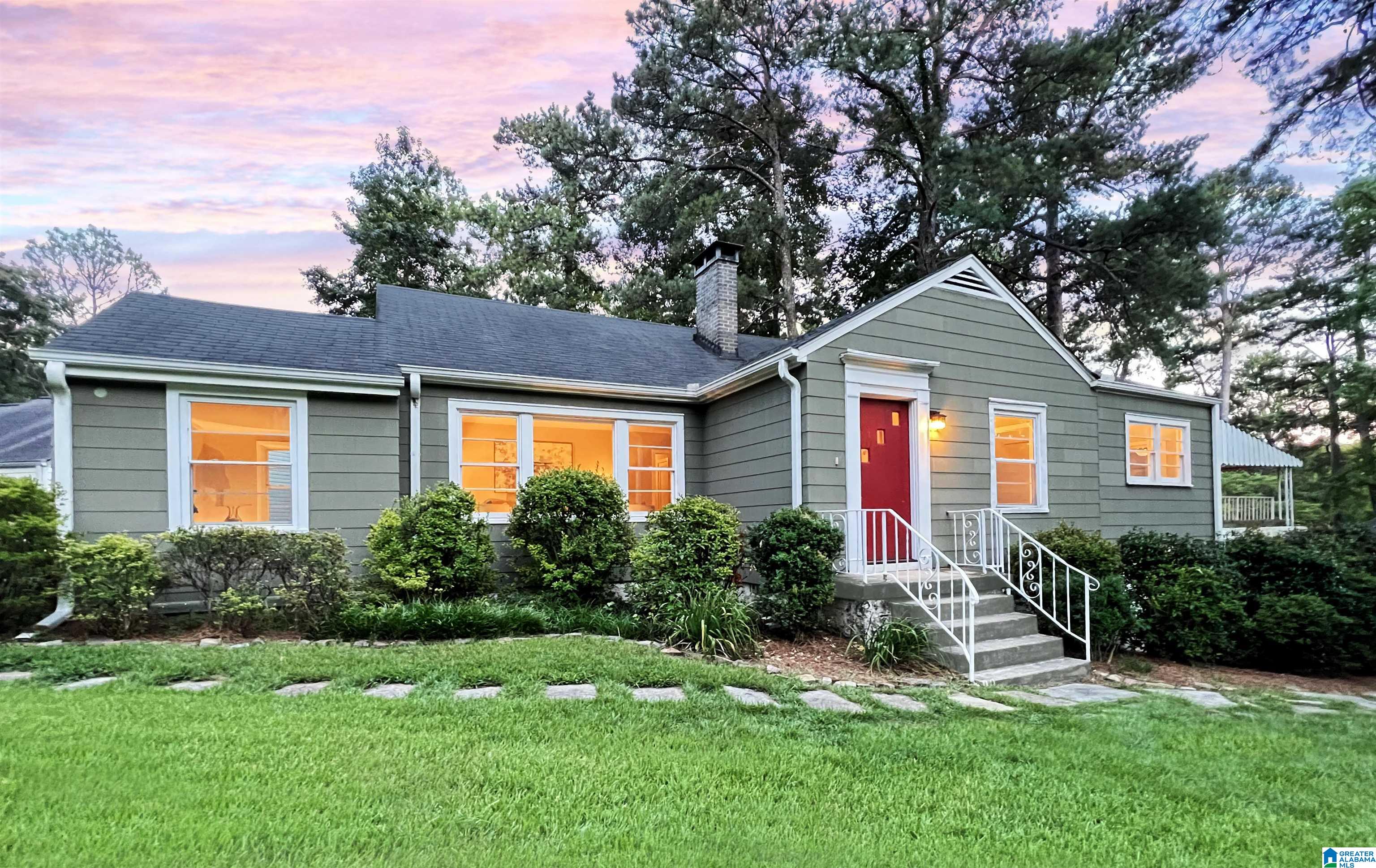 1901 Saulter Road Birmingham, AL 35209 - Photo 1 of 17