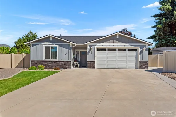 $560,000 | 195 Pershing Circle, Wenatchee, WA 98801