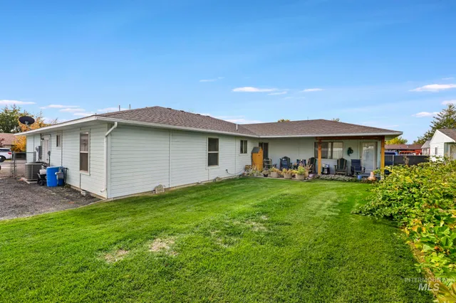 $415,000 | 916 17th Avenue East, Jerome, ID 83338