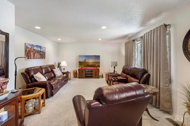 $415,000 | 916 17th Avenue East, Jerome, ID 83338