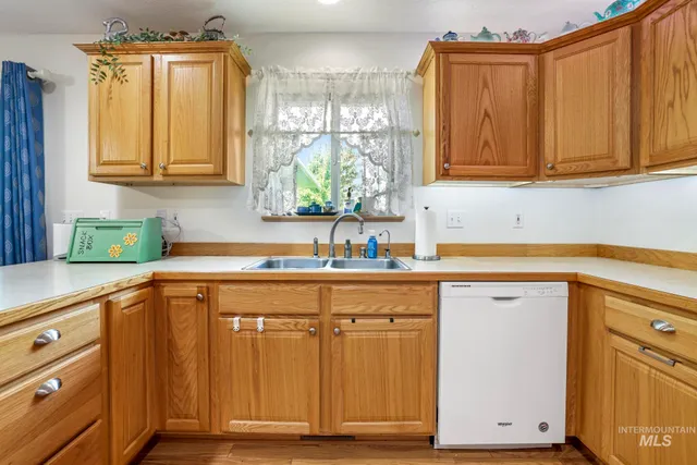 $415,000 | 916 17th Avenue East, Jerome, ID 83338