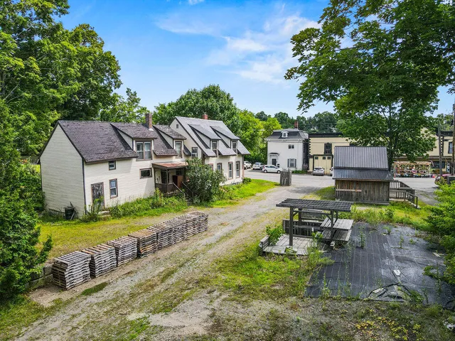 $265,000 | 26 Lincoln Street, Dover-Foxcroft, ME 04426